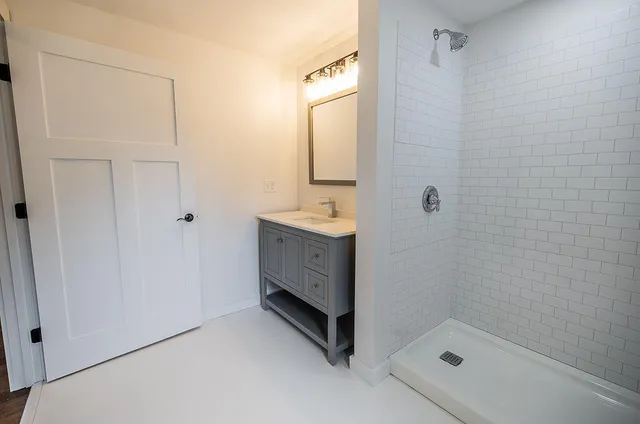 $679,000 | 497 North Parish Road, Turner, ME 04282