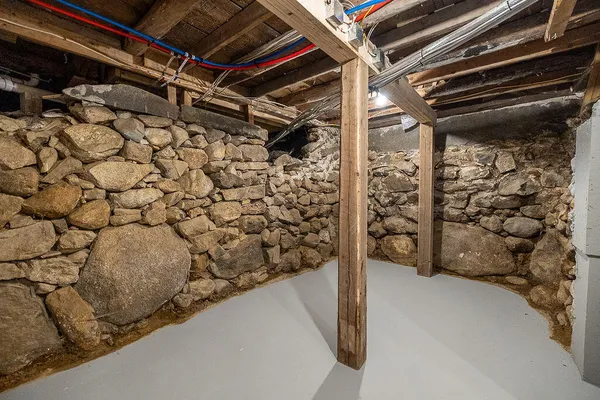 $675,000 | 497 North Parish Road, Turner, ME 04282