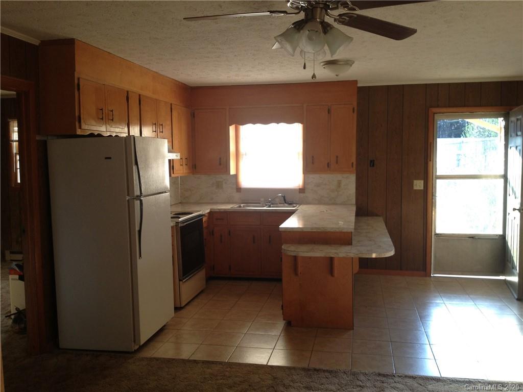 3358 Normandy Park Road Lenoir, NC 28645 - Photo 17 of 20 Gallery Image 17