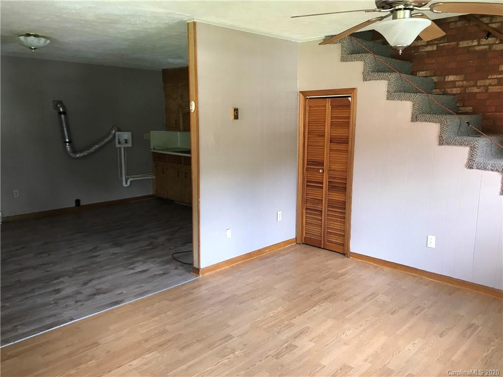 3358 Normandy Park Road Lenoir, NC 28645 - Photo 19 of 20 Gallery Image 19