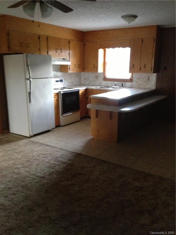 3358 Normandy Park Road Lenoir, NC 28645 - Photo 9 of 20 Gallery Image 9