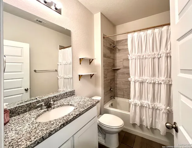 $2,095 | 786 Rushing Banks, Cibolo, TX 78108