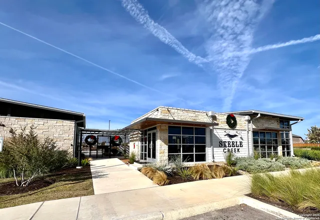 $2,095 | 786 Rushing Banks, Cibolo, TX 78108