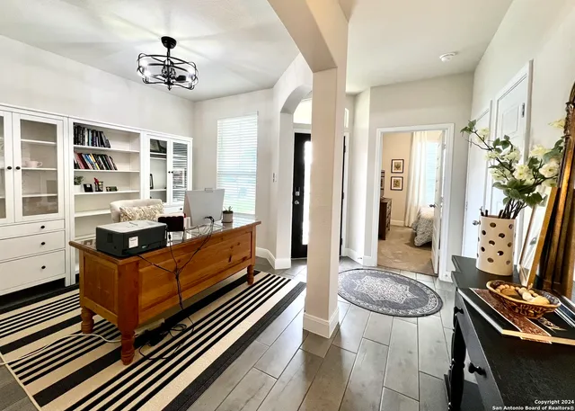 $2,095 | 786 Rushing Banks, Cibolo, TX 78108