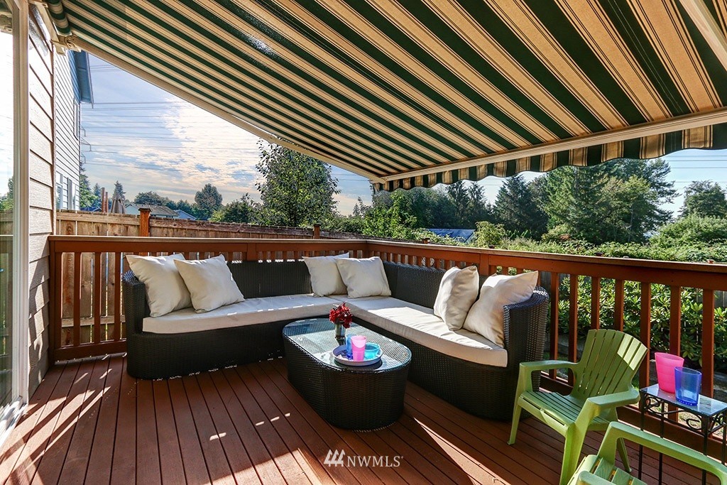 426 196th Street Southeast Bothell, WA 98012 - Photo 7 of 24