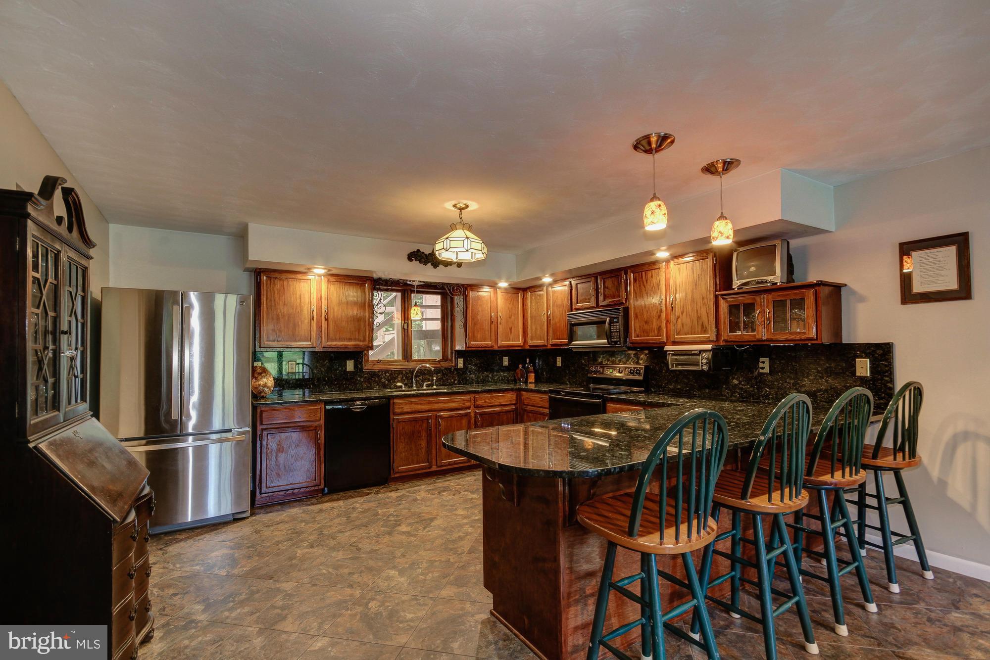13336 Hunt Ridge Road Ellicott City, MD 21042 - Photo 7 of 30 Kitchen