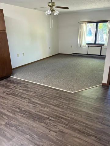 $773 | 305 North Clayborn Avenue, Parkers Prairie, MN 56361