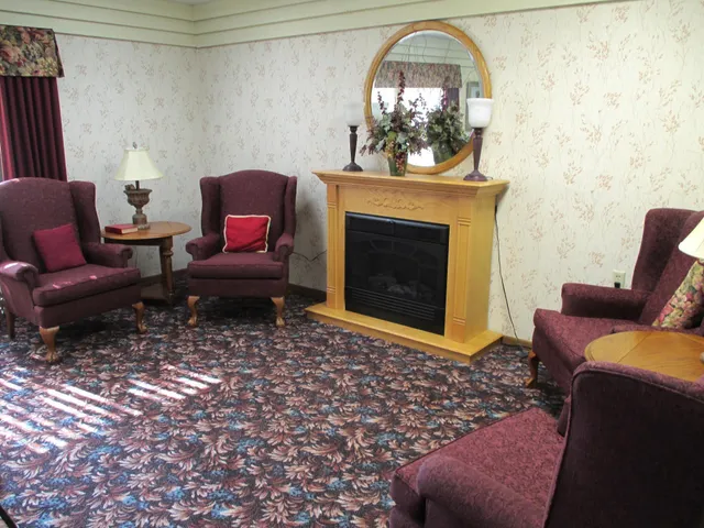 $773 | 305 North Clayborn Avenue, Parkers Prairie, MN 56361