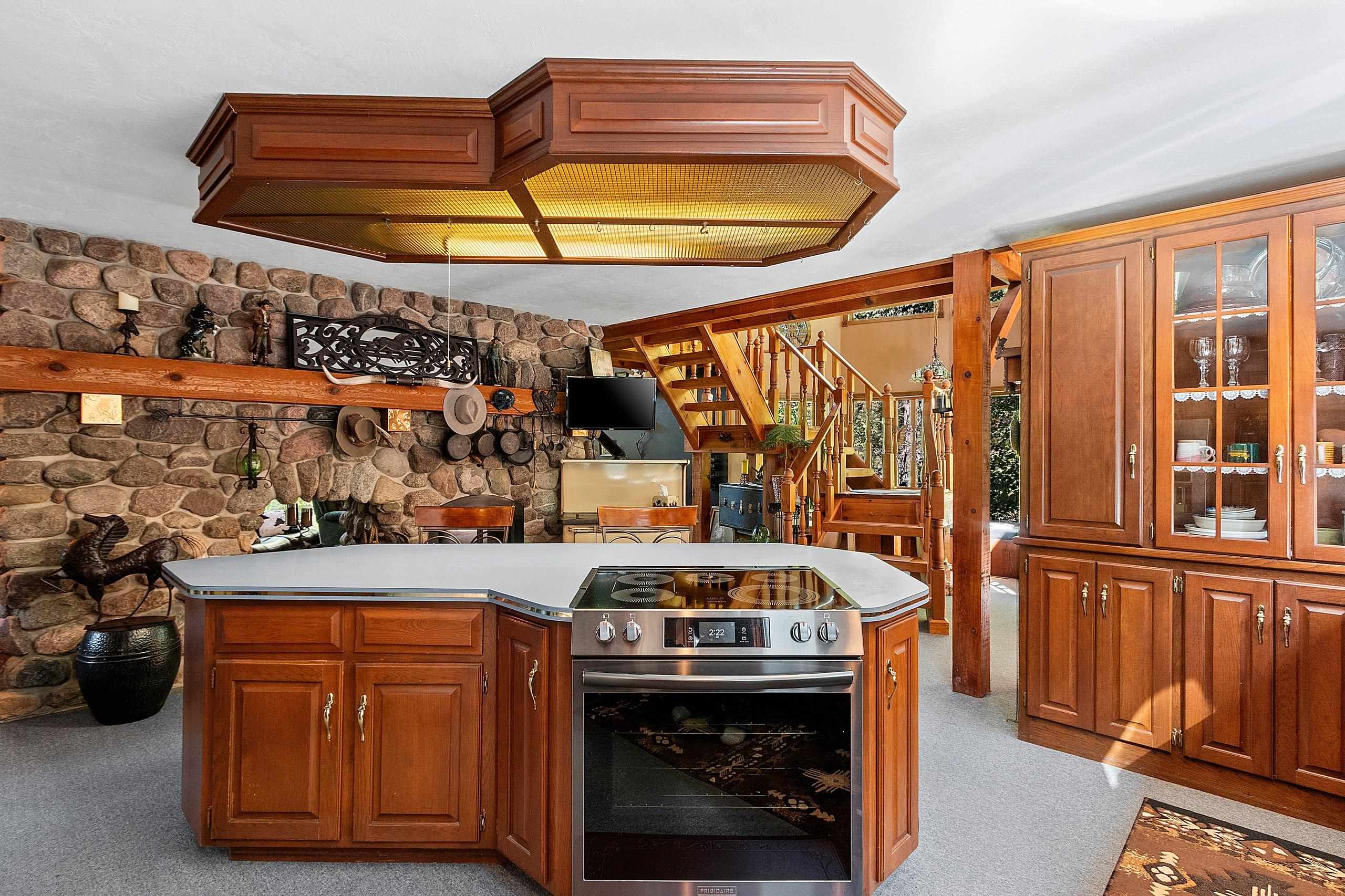 4901 Spirea Road Oconto, WI 54153 - Photo 37 of 84