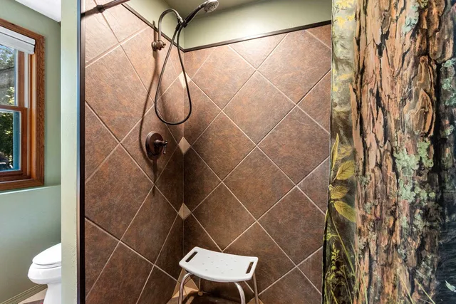 $745,000 | 4901 Spirea Road, Oconto, WI 54153