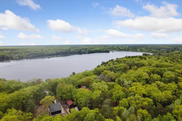 $745,000 | 4901 Spirea Road, Oconto, WI 54153
