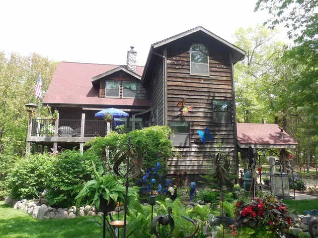 $745,000 | 4901 Spirea Road, Oconto, WI 54153