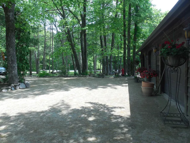 $745,000 | 4901 Spirea Road, Oconto, WI 54153