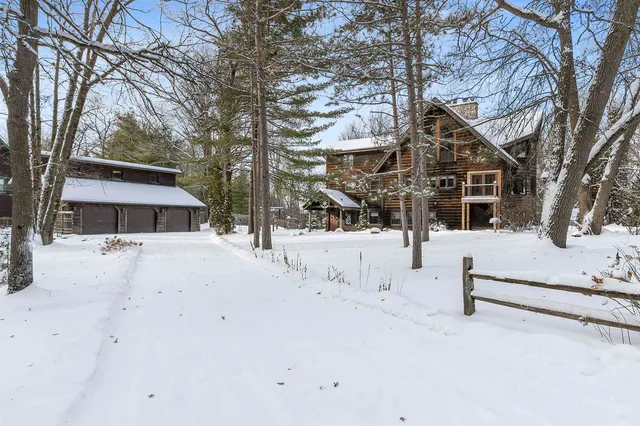 $745,000 | 4901 Spirea Road, Oconto, WI 54153