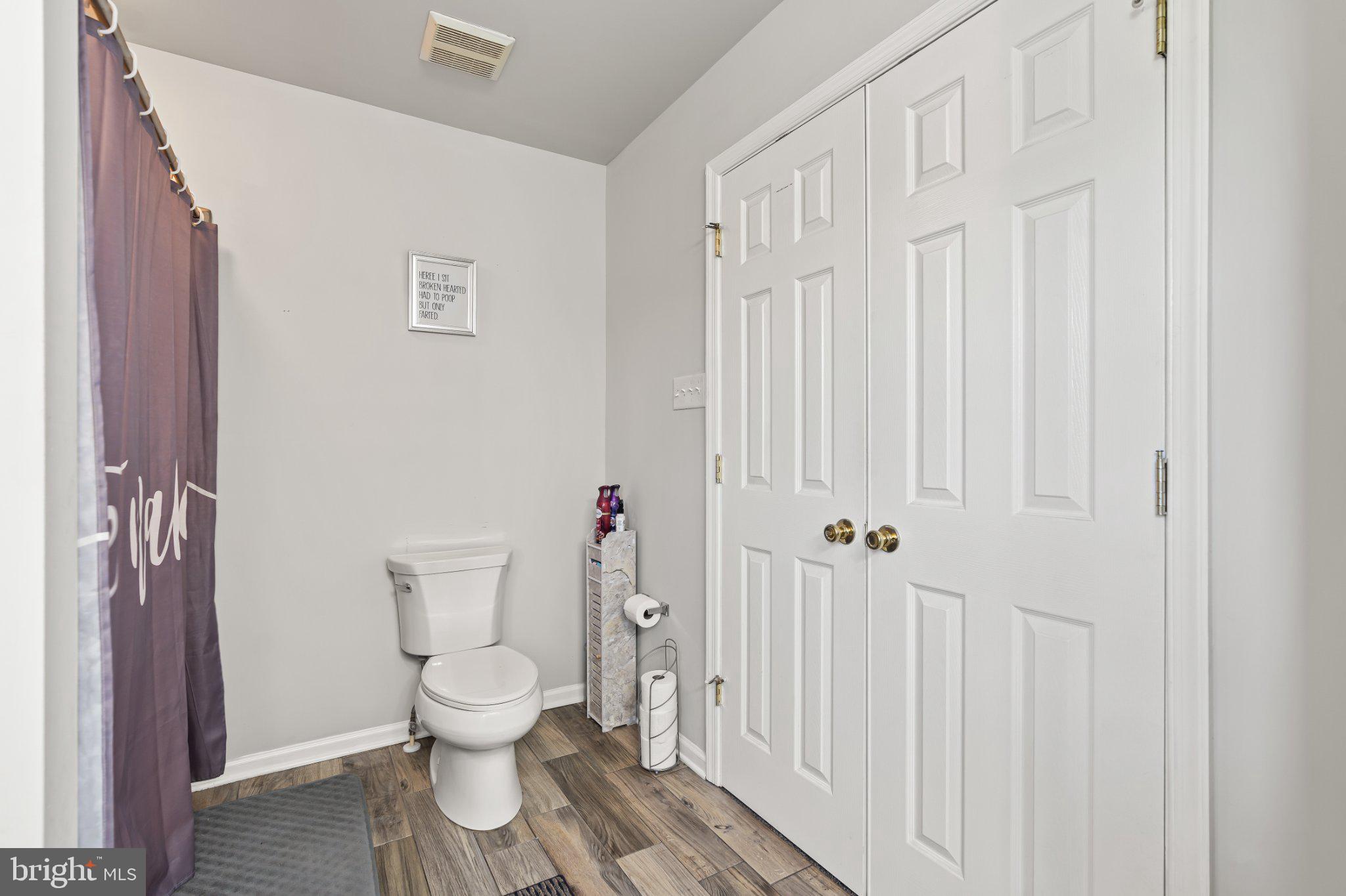 128 Sentry Ridge Smithsburg, MD 21783 - Photo 21 of 41 Modern bathroom with stylish accents.