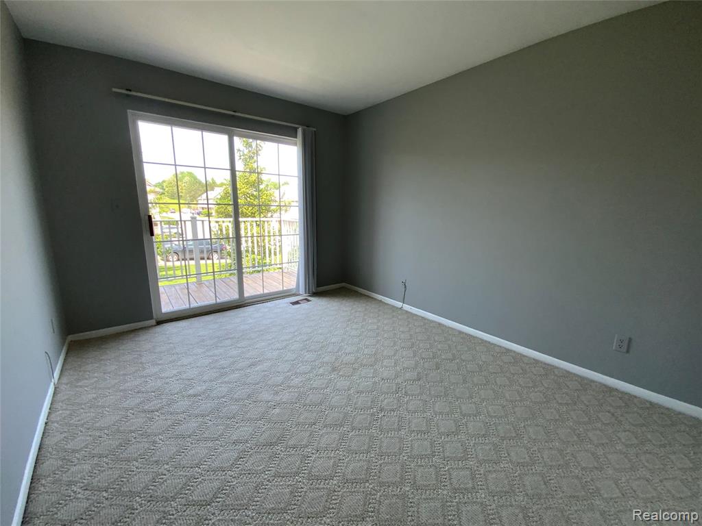 3577 Oakmonte Boulevard Rochester, MI 48306 - Photo 18 of 26
