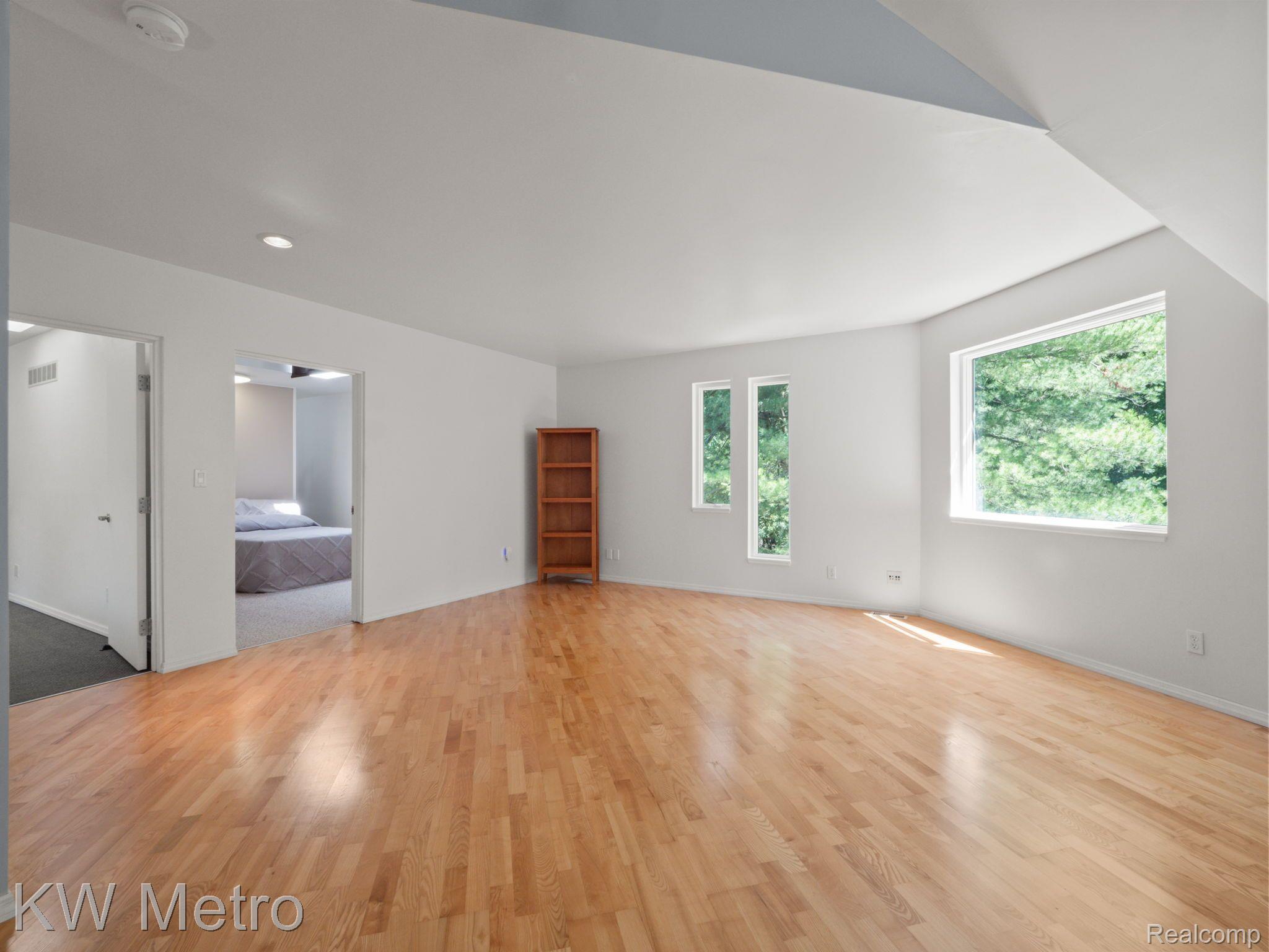 3205 Stanton Road Lake Orion, MI 48362 - Photo 47 of 60 Bonus area for playroom, gym, study, art studio...