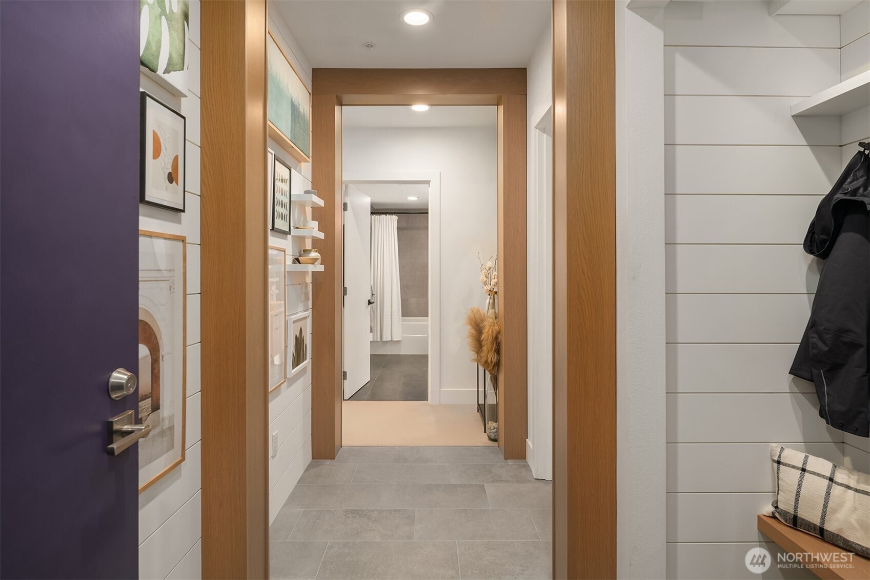 1730 North Northlake Way, Unit 415 Seattle, WA 98103 - Photo 20 of 40 a view of a bathroom