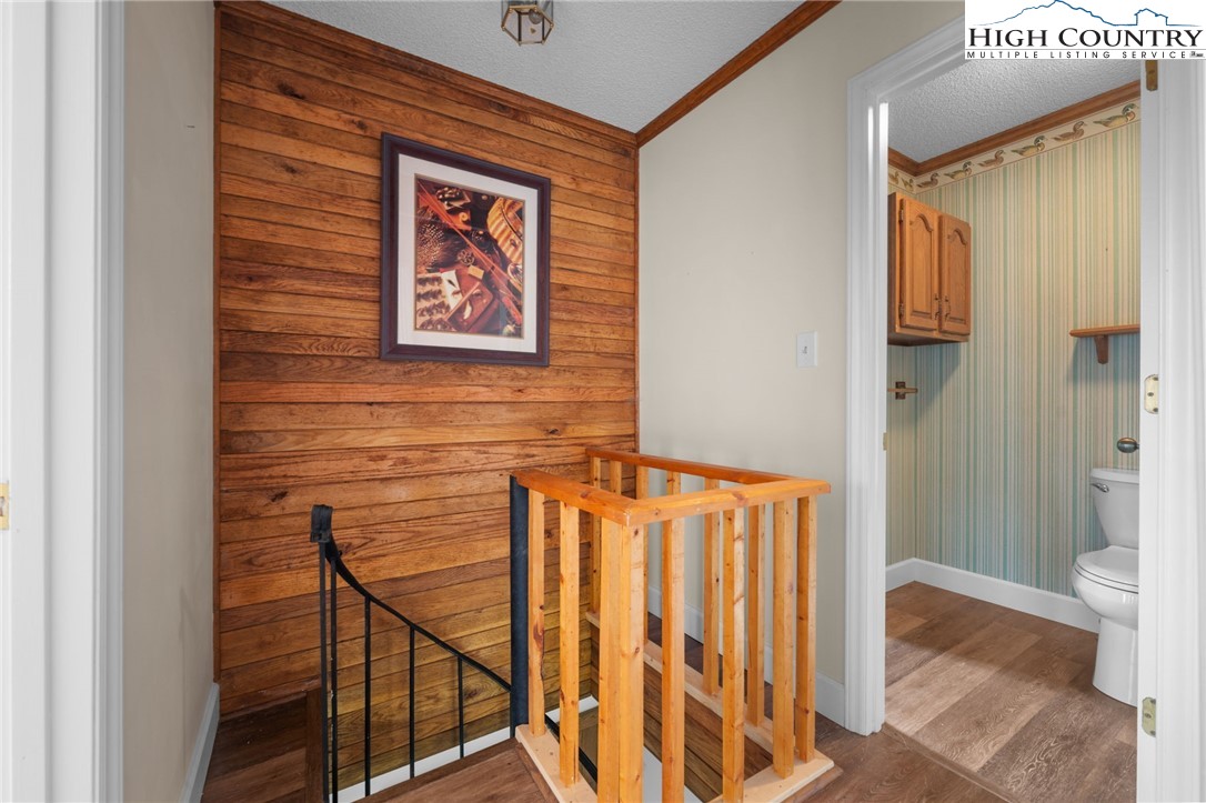 131 Hemlock Road Banner Elk, NC 28604 - Photo 17 of 37