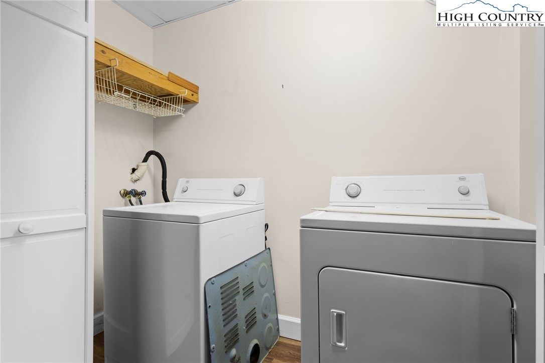 131 Hemlock Road Banner Elk, NC 28604 - Photo 20 of 37 a utility room with dryer and washer