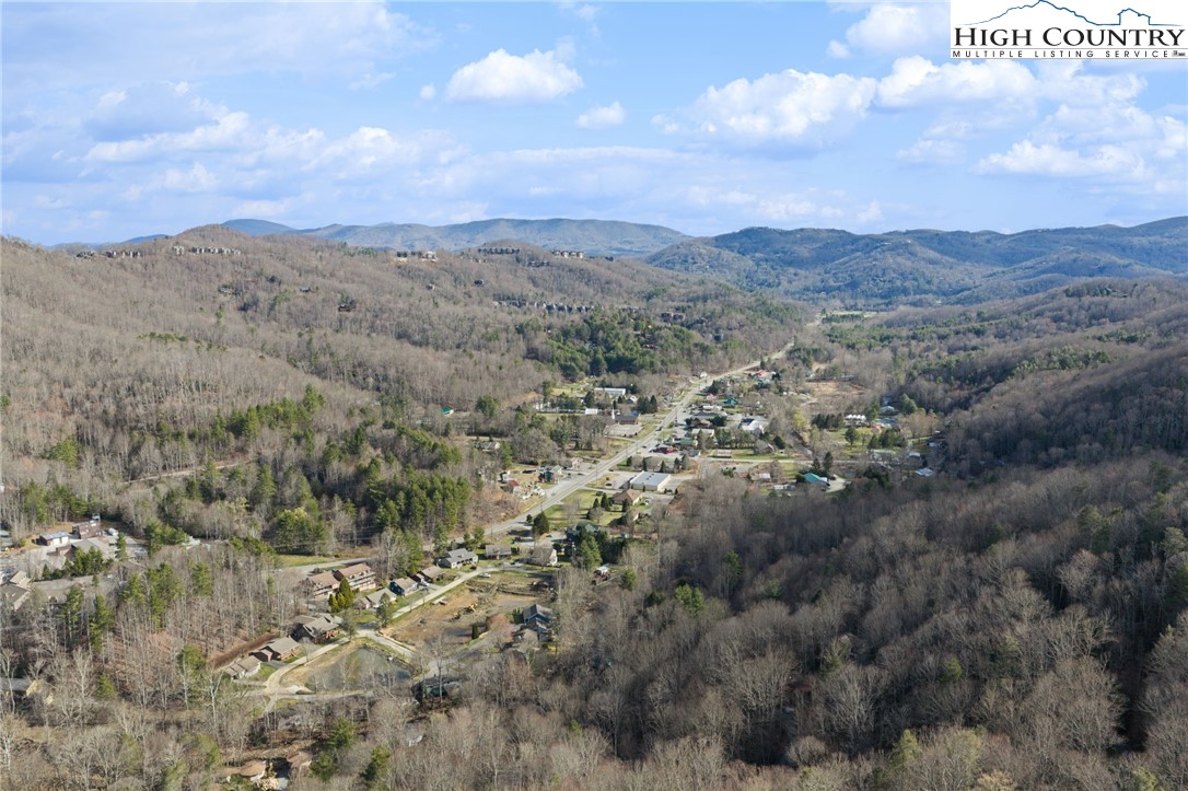 131 Hemlock Road Banner Elk, NC 28604 - Photo 31 of 37 a view of a mountain in the distance