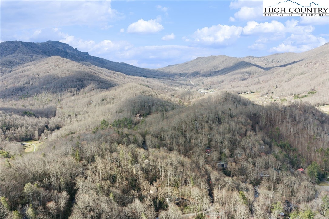 131 Hemlock Road Banner Elk, NC 28604 - Photo 33 of 37 a view of mountain with sunset
