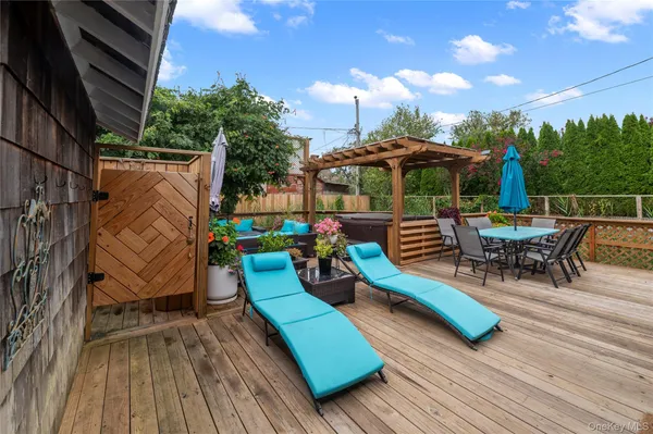 $7,500 | 25 Atlantic Avenue, Ocean Beach, NY 11770