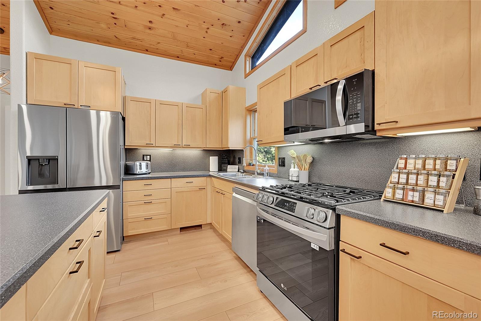 342 Brook Circle Boulder, CO 80302 - Photo 21 of 36