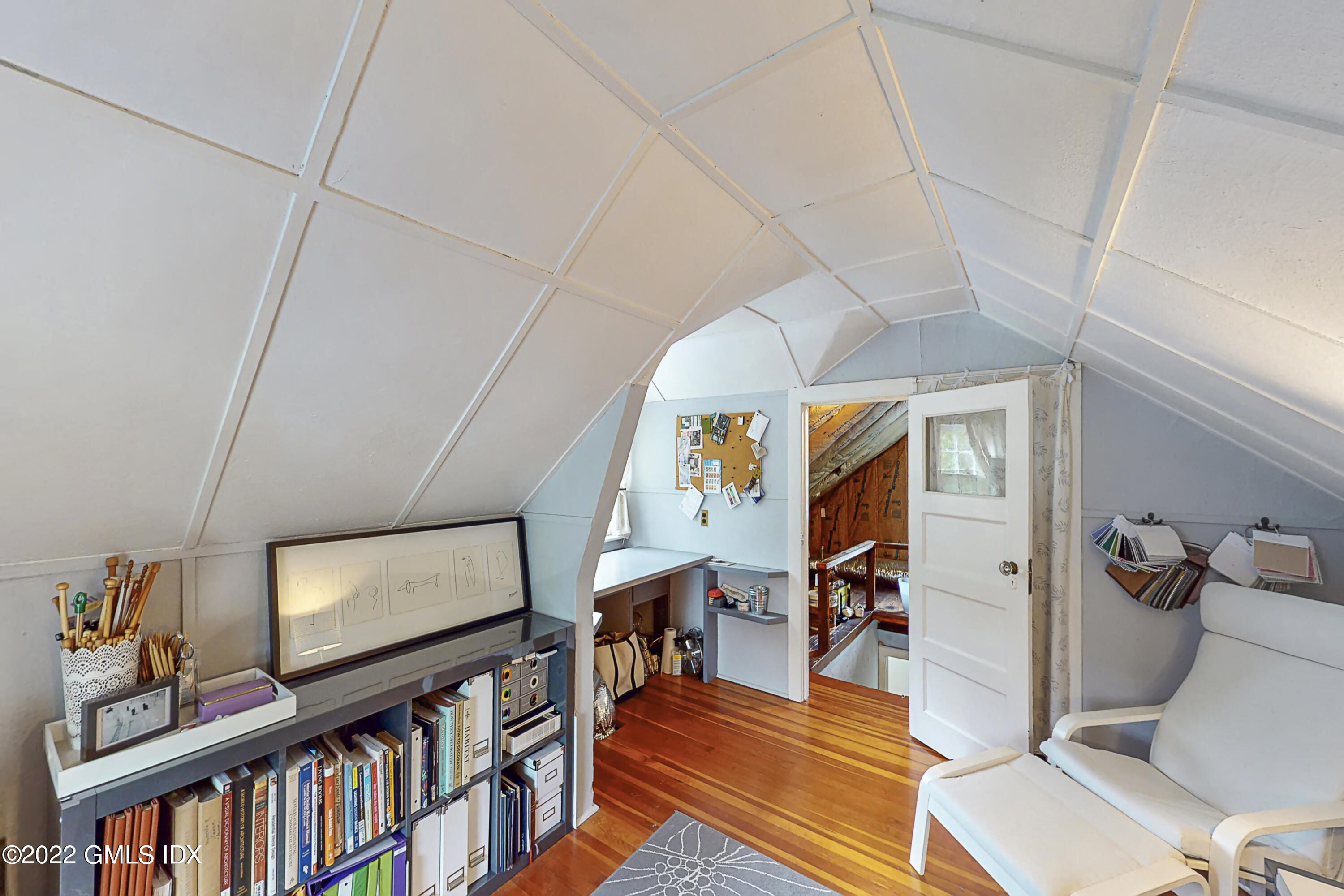 8 Hassake Road Old Greenwich, CT 06870 - Photo 27 of 37 3rd floor studio / office / playroom