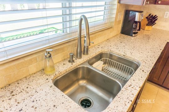 905 North Sol Court Ridgecrest, CA 93555 - Photo 17 of 50