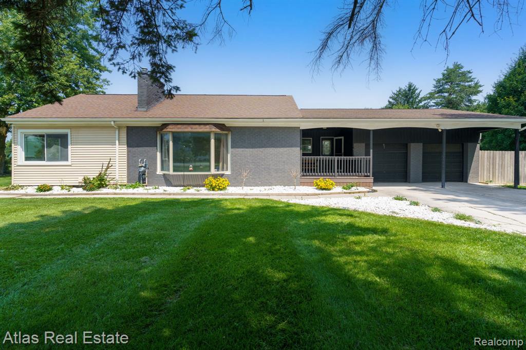 11991 Coolidge Road Goodrich, MI 48438 - Photo 3 of 53