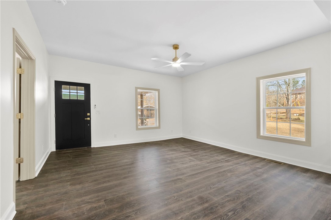 110 North Street Central, SC 29630 - Photo 6 of 28