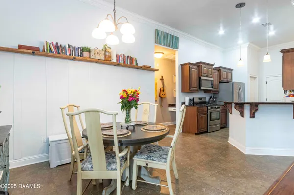 $2,000 | 207 Bayou Des Glaises Road, Broussard, LA 70518