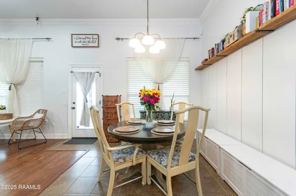 $2,000 | 207 Bayou Des Glaises Road, Broussard, LA 70518