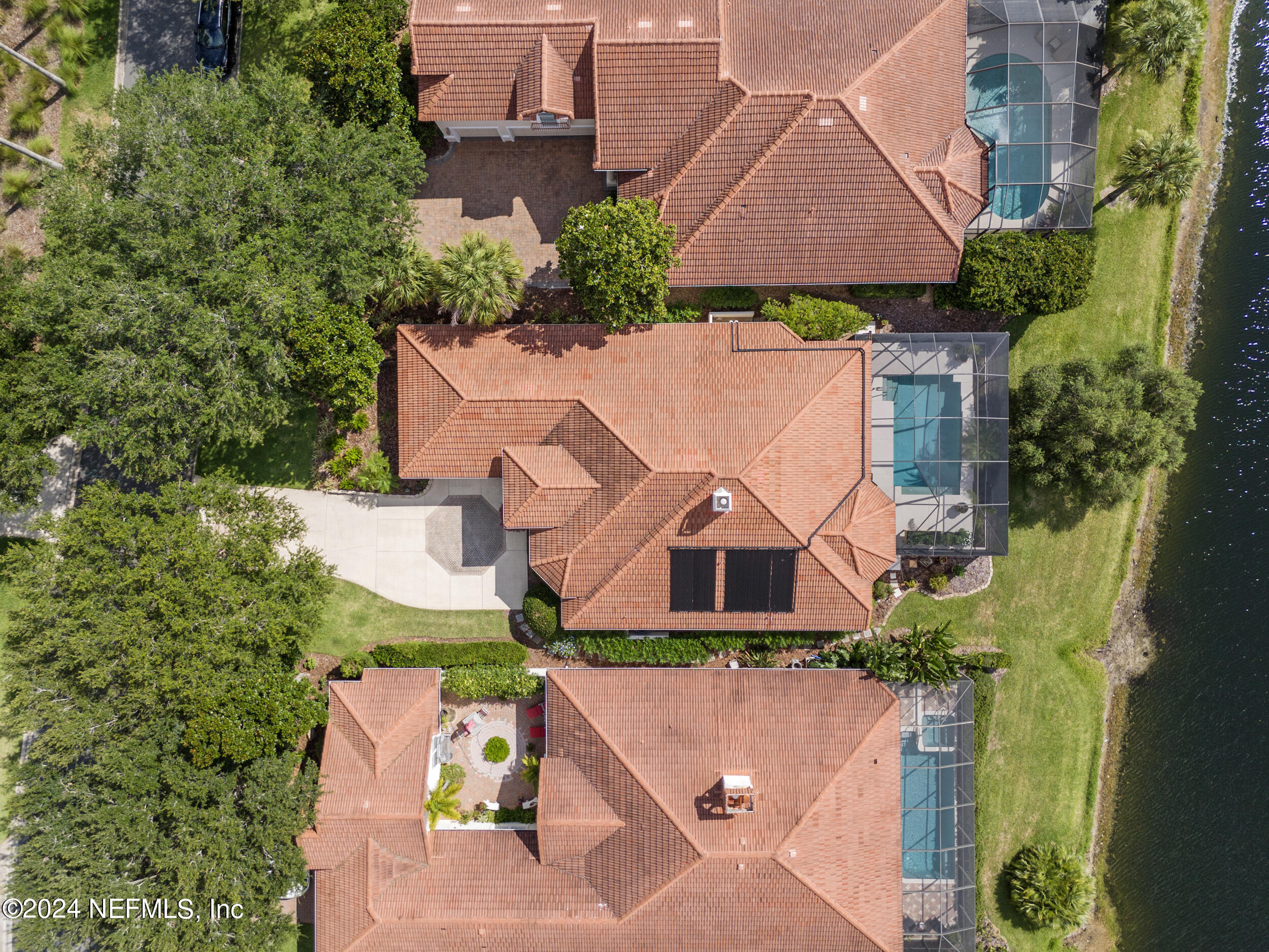 348 Fiddlers Point Drive St. Augustine, FL 32080 - Photo 49 of 58 an aerial view of a house
