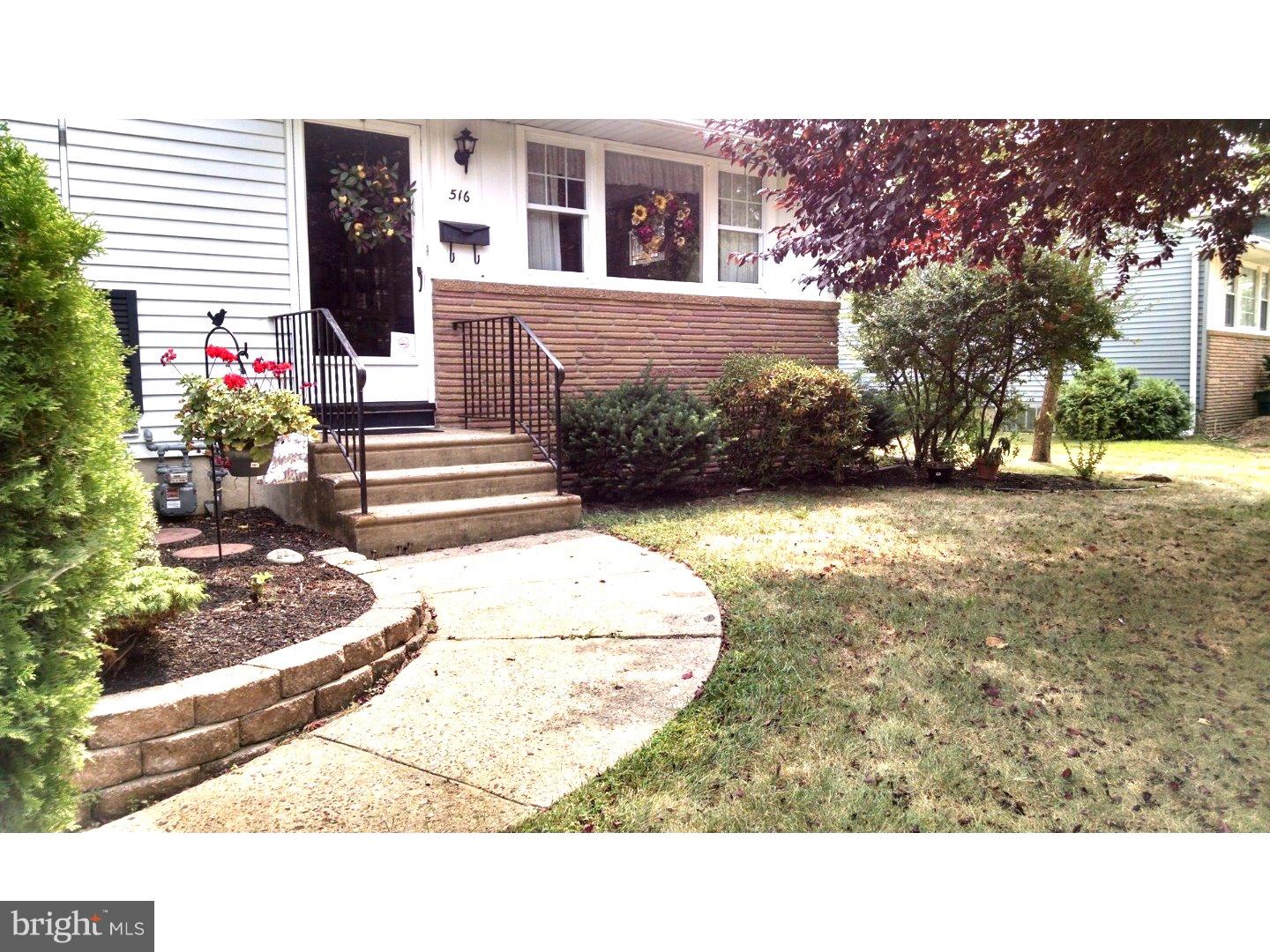 516 8 Street Riverside, NJ 08075 - Photo 3 of 25 Front Yard