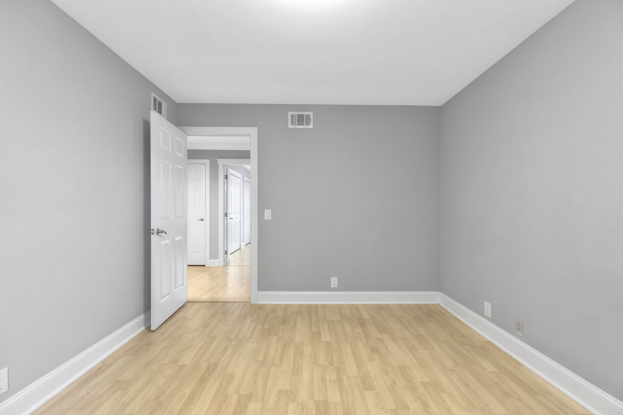 2116 Hobbs Road, Unit A7 Nashville, TN 37215 - Photo 9 of 12 a view of a room with wooden floor and natural light