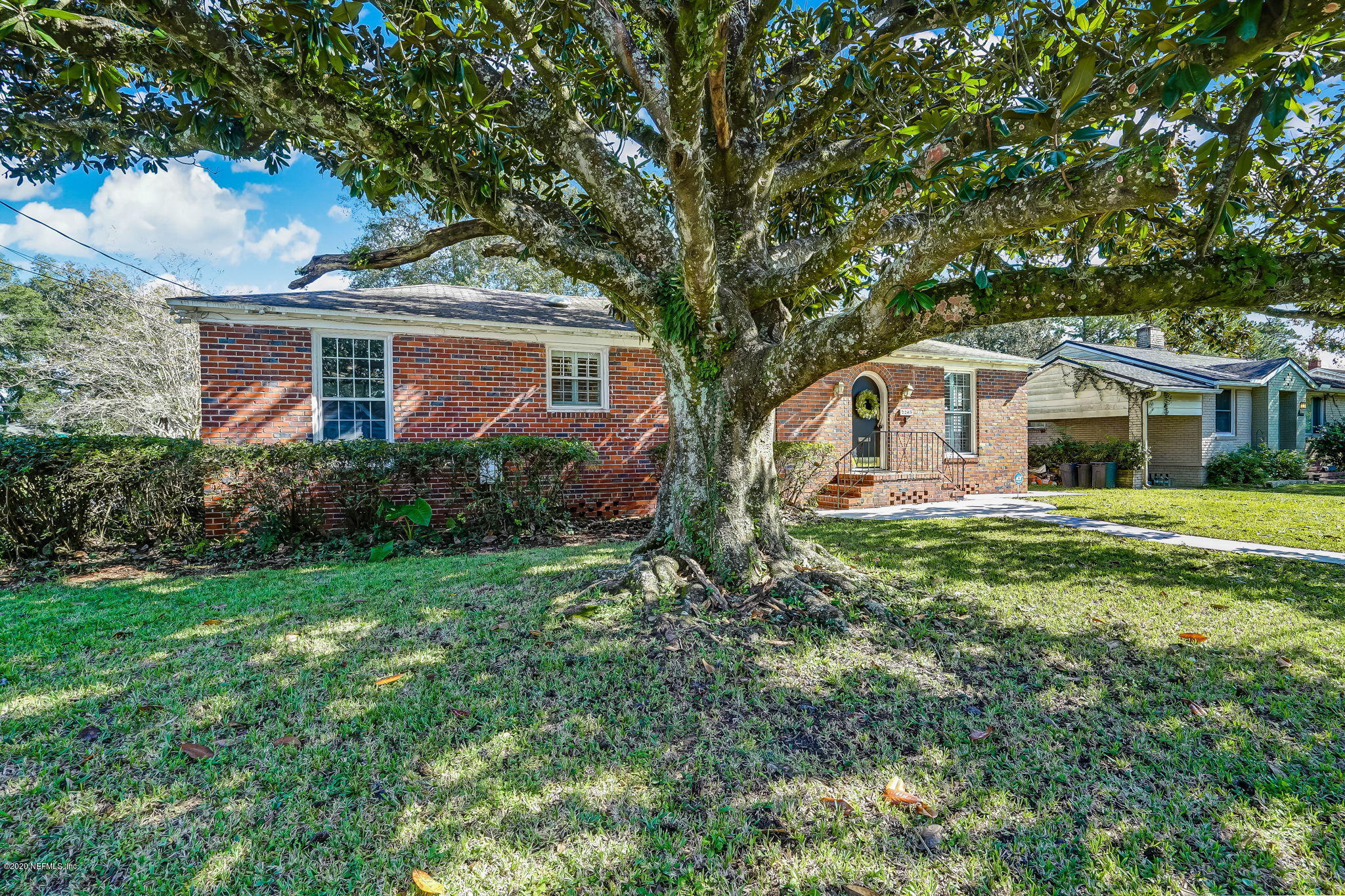 2205 Redfern Road Jacksonville, FL 32207 - Photo 3 of 52 5-web-or-mls-2205 Redfern Rd (5 of 68)
