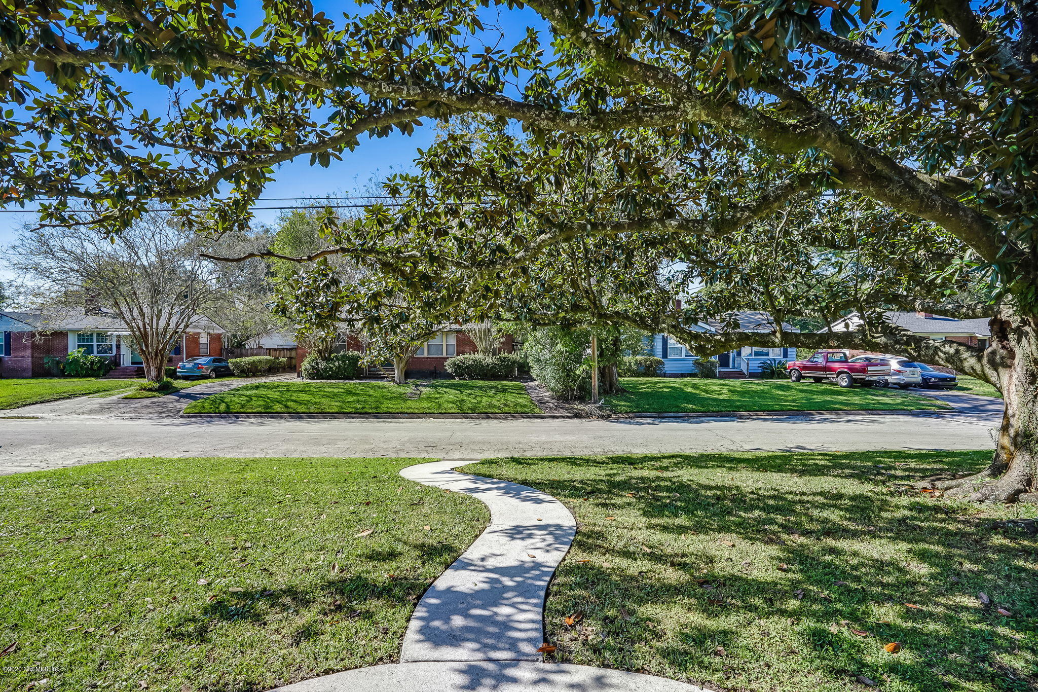 2205 Redfern Road Jacksonville, FL 32207 - Photo 10 of 52 19-web-or-mls-2205 Redfern Rd (19 of 68)