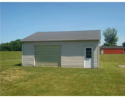 6626 Troy Road Springfield, OH 45502 - Photo 12 of 18