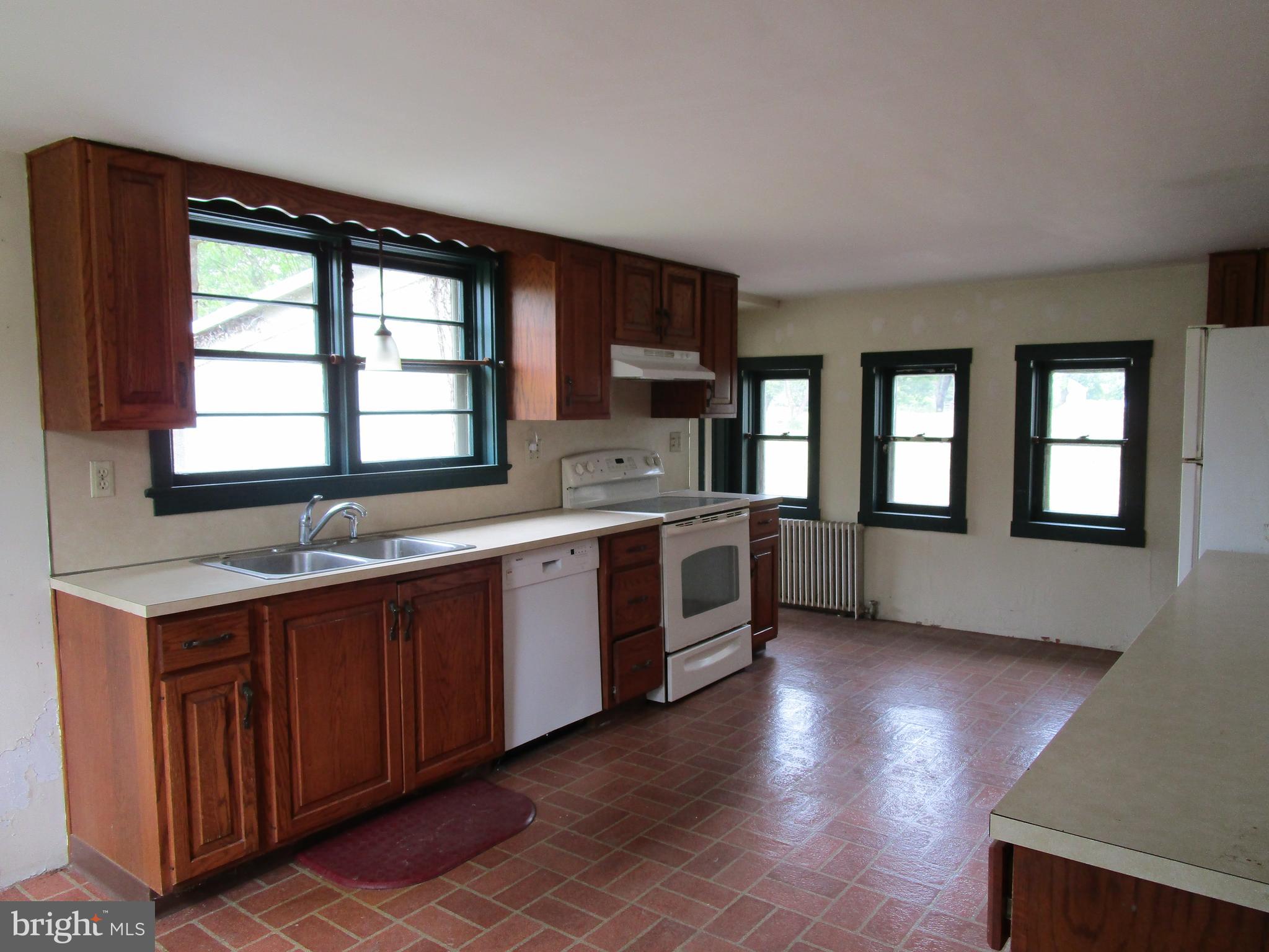 28 North Ridge Road Perkasie, PA 18944 - Photo 11 of 21