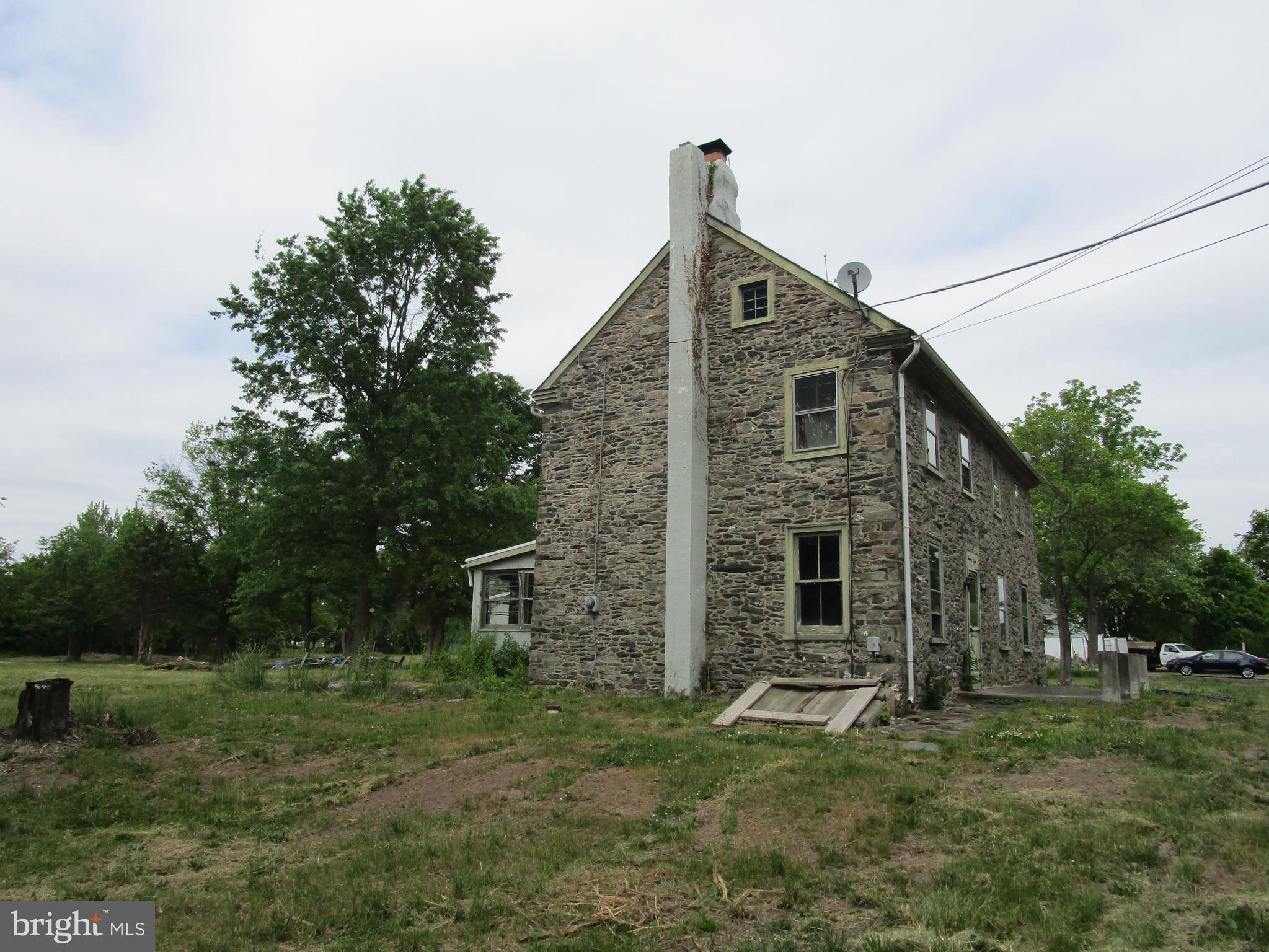 28 North Ridge Road Perkasie, PA 18944 - Photo 3 of 21