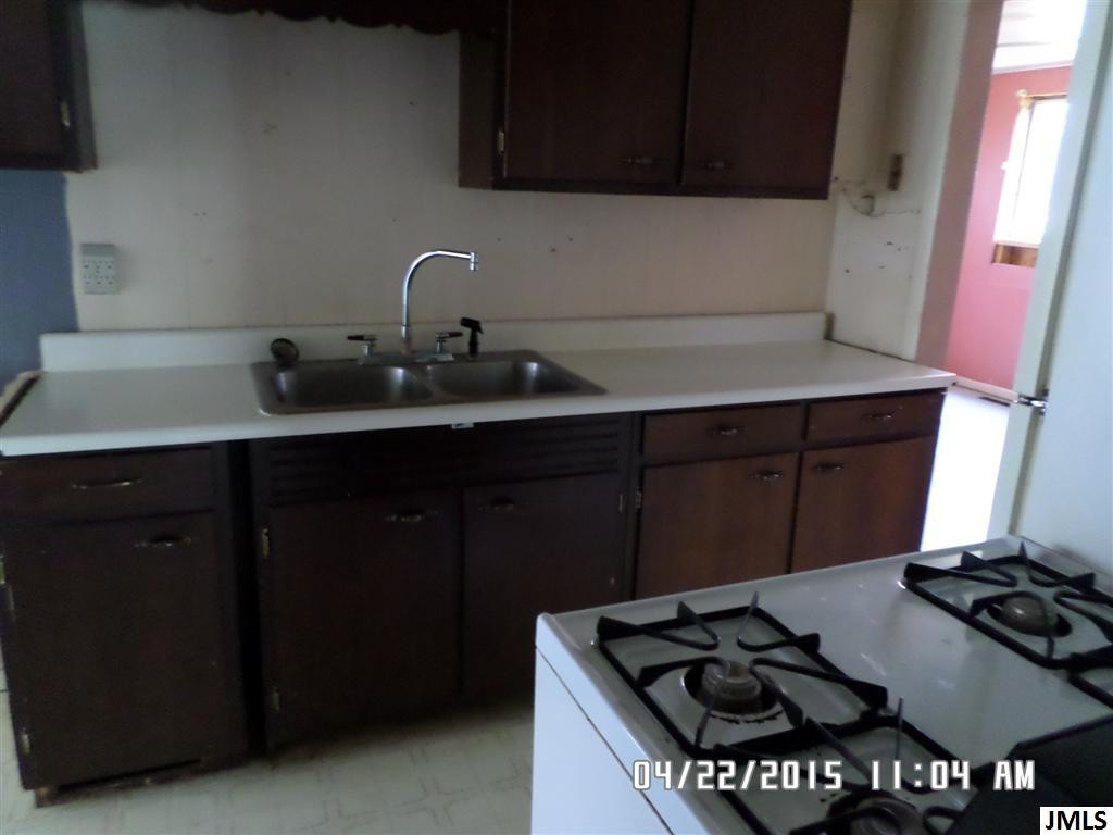 654 Napoleon Road Michigan Center, MI 49254 - Photo 2 of 14 Photo 2