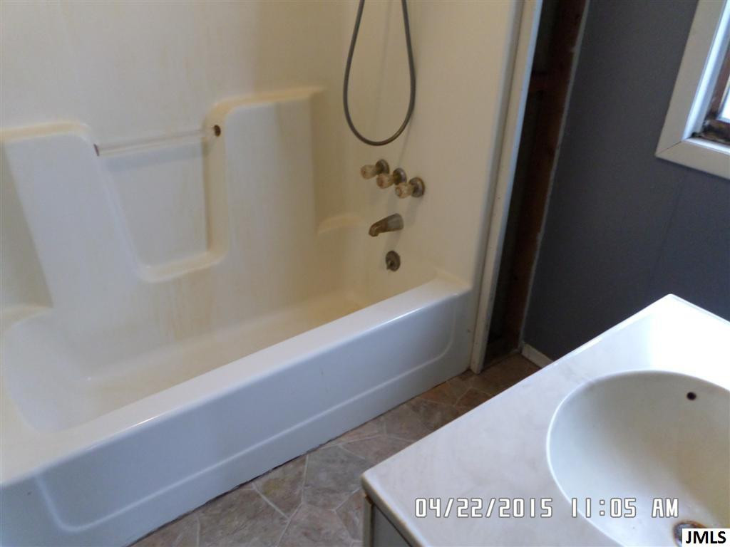 654 Napoleon Road Michigan Center, MI 49254 - Photo 10 of 14 Photo 11