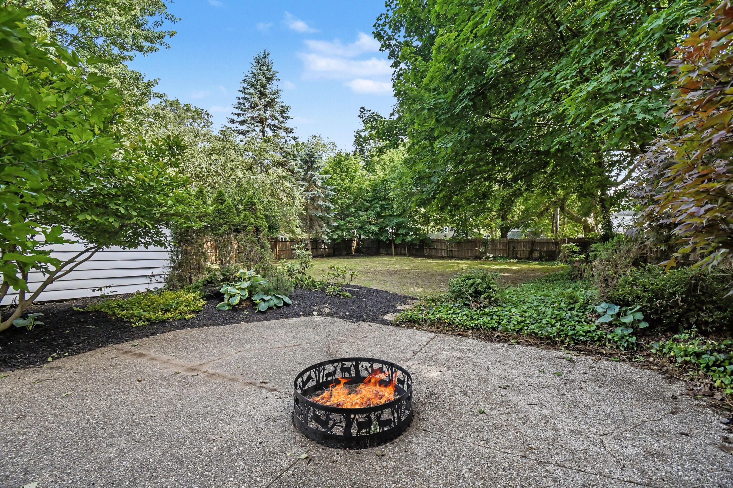 523 West Maple Street Wayland, MI 49348 - Photo 25 of 27 023_file_2571