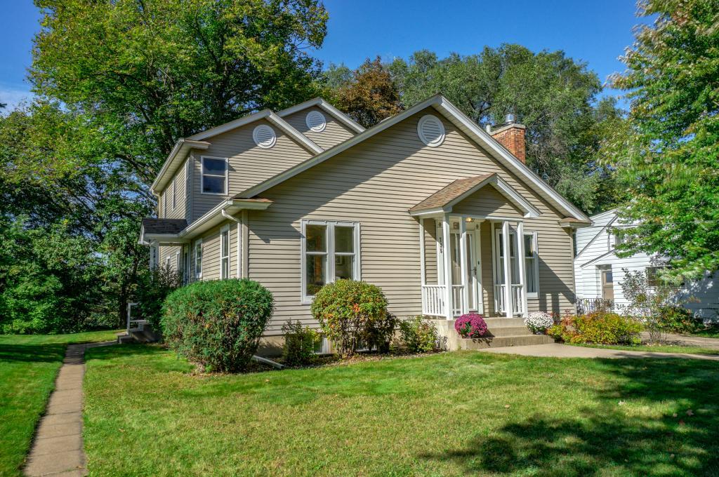 735 12th Street Hudson, WI 54016 - Photo 1 of 40 Gallery Image 1
