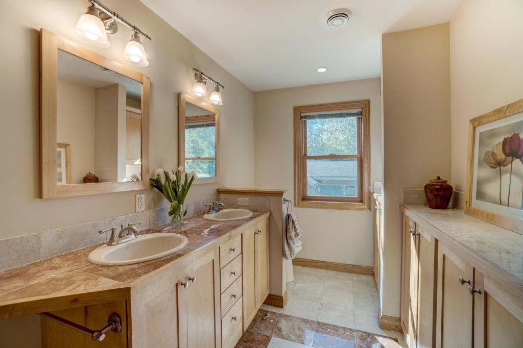 735 12th Street Hudson, WI 54016 - Photo 19 of 40 Gallery Image 19