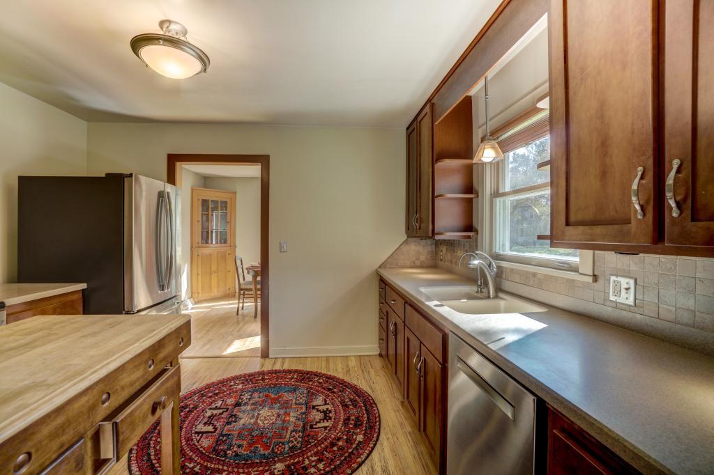735 12th Street Hudson, WI 54016 - Photo 3 of 40 Gallery Image 3