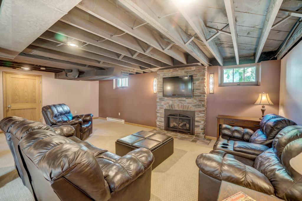 735 12th Street Hudson, WI 54016 - Photo 28 of 40 Gallery Image 28