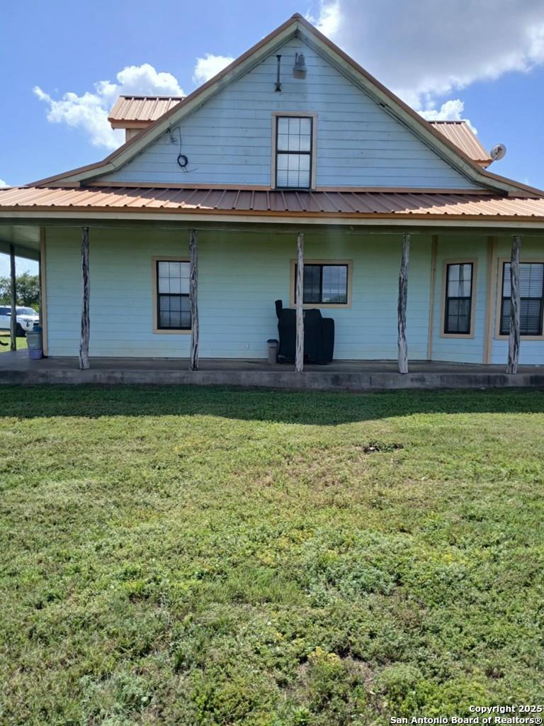 1121 Colony Road Beeville, TX 78102 - Photo 2 of 19 a view of a house with a yard